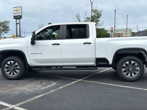 New 2026 Chevrolet Silverado 2500 Custom w/ Custom Convenience Package AWD/4WD image 4