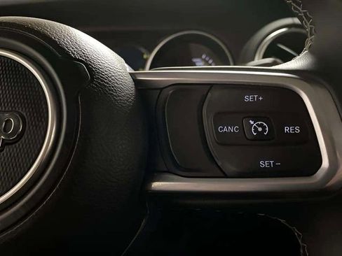 Used 2023 Jeep Wrangler Unlimited Sahara w/ Dual Top Group image 30