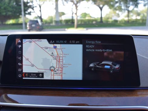 Used 2018 BMW 530e w/ Premium Package 2 RWD image 59
