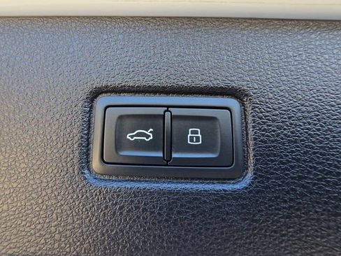 Used 2021 Audi SQ7 Prestige w/ Prestige Package AWD/4WD image 27