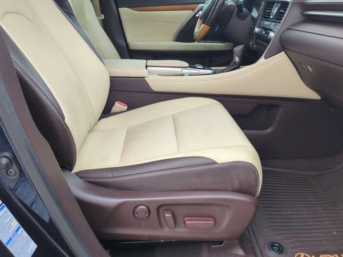 Used 2017 Lexus RX 350 AWD image 29