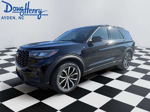 New 2026 Ford Explorer ST-Line w/ Premium Package RWD image 1