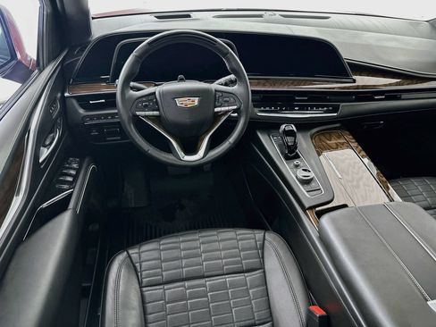 Used 2024 Cadillac Escalade Sport Platinum w/ LPO, Floor Liner Package AWD/4WD image 25