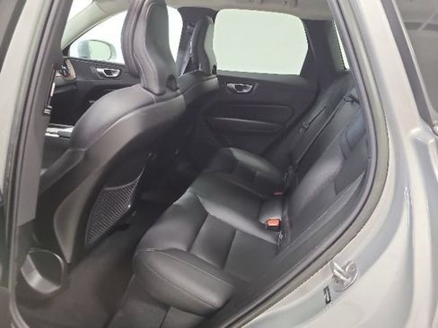 Used 2023 Volvo XC60 B5 Plus AWD/4WD image 17