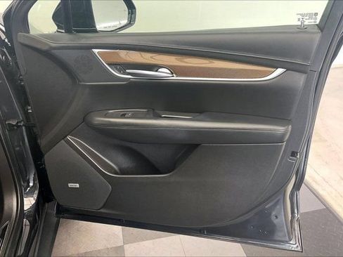 Used 2019 Cadillac XT5 Platinum AWD/4WD image 26