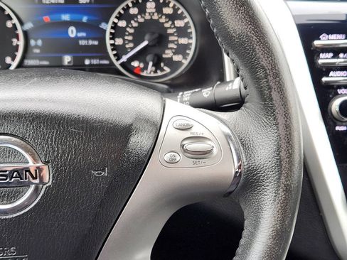 Used 2017 Nissan Murano SV image 21