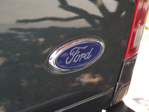 Used 2004 Ford F250 4x4 SuperCab Super Duty image 23