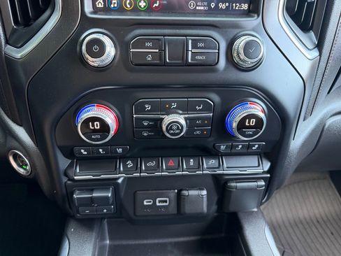 Used 2021 GMC Sierra 1500 AT4 image 35