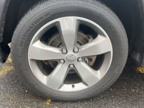 Used 2016 Jeep Grand Cherokee Overland image 8