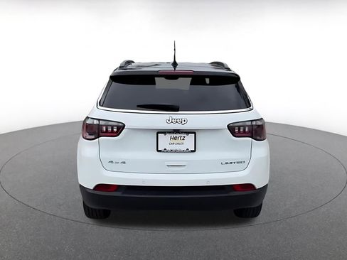 Used 2025 Jeep Compass Limited image 14