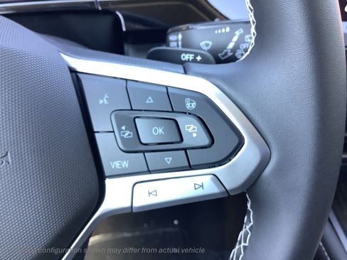 New 2026 Volkswagen Atlas SE FWD image 25