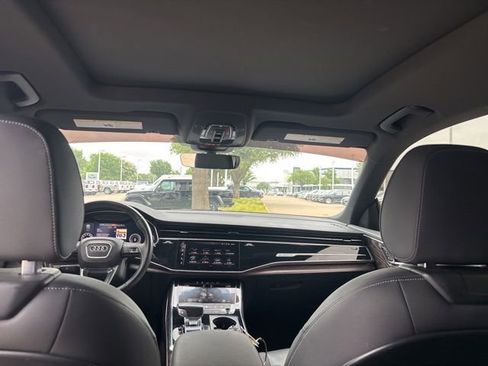 Used 2019 Audi Q8 Premium Plus AWD/4WD image 4