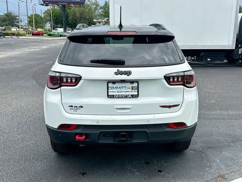 Used 2025 Jeep Compass Trailhawk w/ Trailer Tow Group AWD/4WD image 6