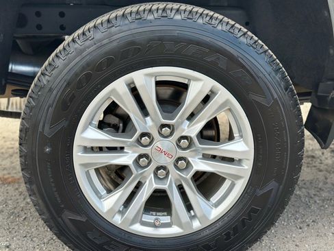 Used 2019 GMC Canyon SLE image 28