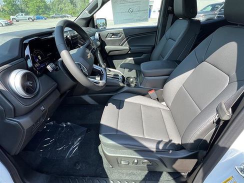 New 2026 Chevrolet Colorado LT w/ LT Convenience Package AWD/4WD image 10