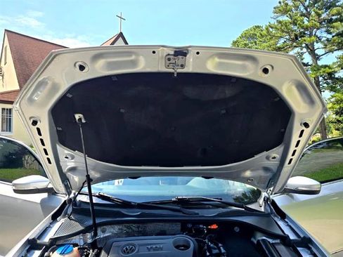 Used 2014 Volkswagen Passat TDI SEL Premium image 29