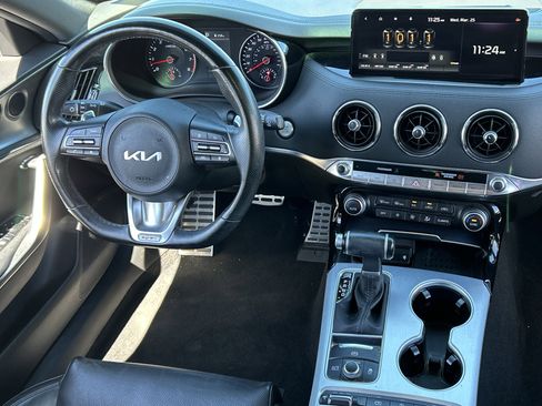 Certified 2022 Kia Stinger GT1 RWD image 14
