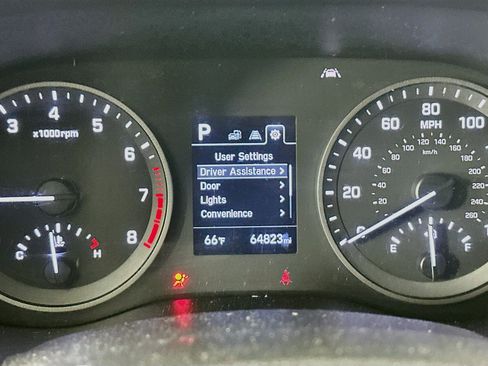 Used 2021 Hyundai Tucson Value FWD image 19