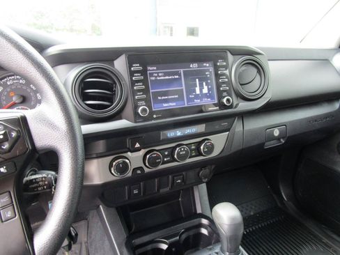 Used 2021 Toyota Tacoma SR w/ SX Package AWD/4WD image 16