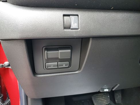 New 2026 Chevrolet Colorado W/T w/ WT Custom Package AWD/4WD image 10