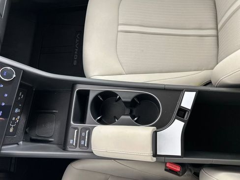Used 2025 Hyundai Sonata SEL image 16