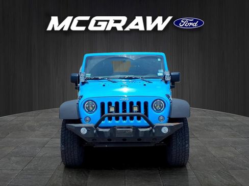 Used 2017 Jeep Wrangler Unlimited Sport w/ Quick Order Package 24S AWD/4WD image 3