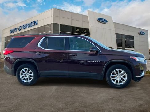 Used 2019 Chevrolet Traverse LT w/ LPO, Floor Liner Package AWD/4WD image 6
