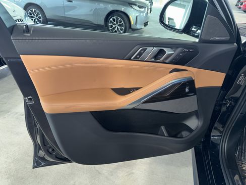 Used 2026 BMW X6 xDrive40i image 17