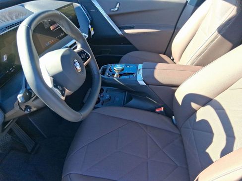 New 2026 BMW iX xDrive45 w/ Premium Package image 16