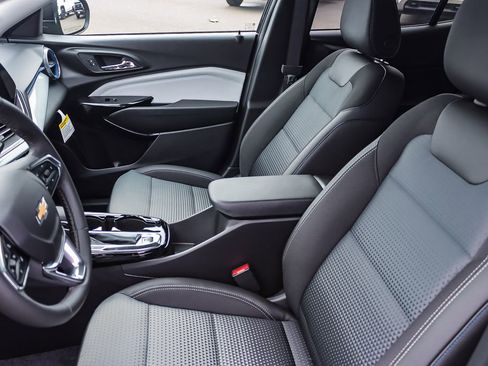 New 2026 Chevrolet Trax LT w/ Driver Confidence Package image 16