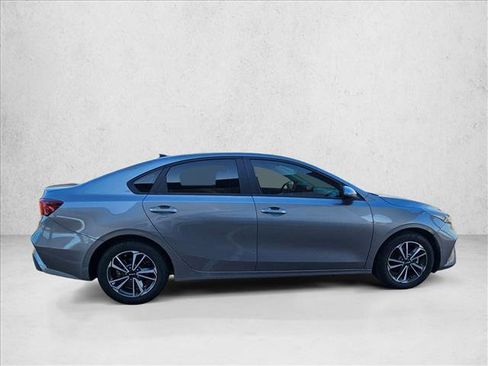 Used 2024 Kia Forte LXS FWD image 4