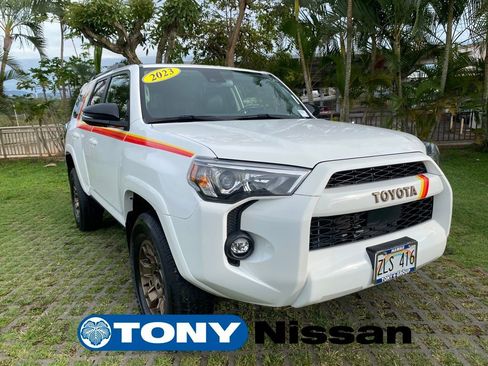 Used 2023 Toyota 4Runner 40th Anniversary SE AWD/4WD image 1