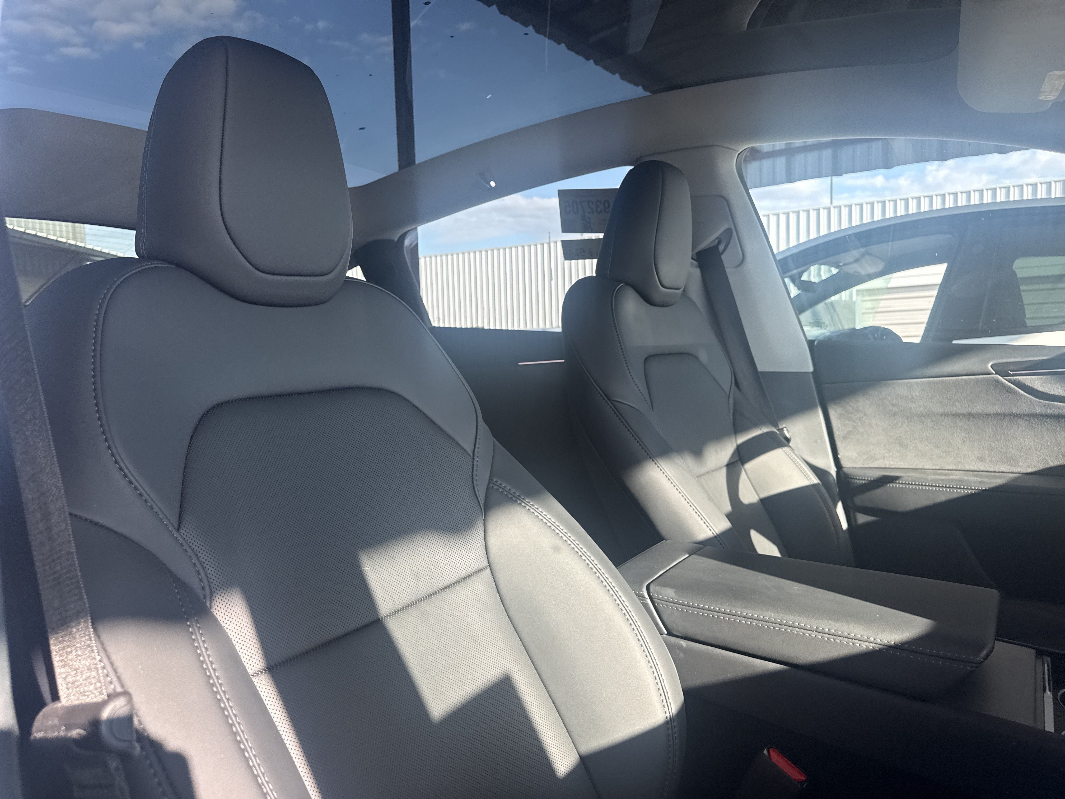 Used 2026 Tesla Model Y AWD image 3