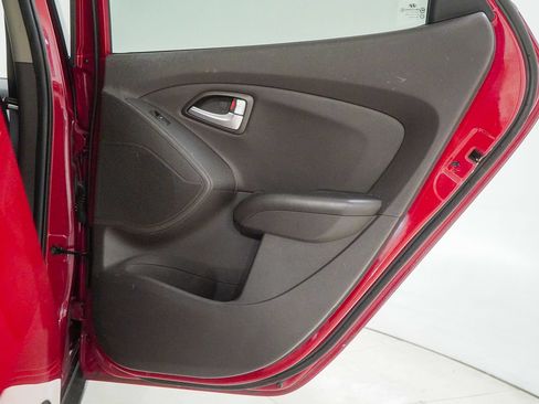 Used 2012 Hyundai Tucson GLS FWD image 32
