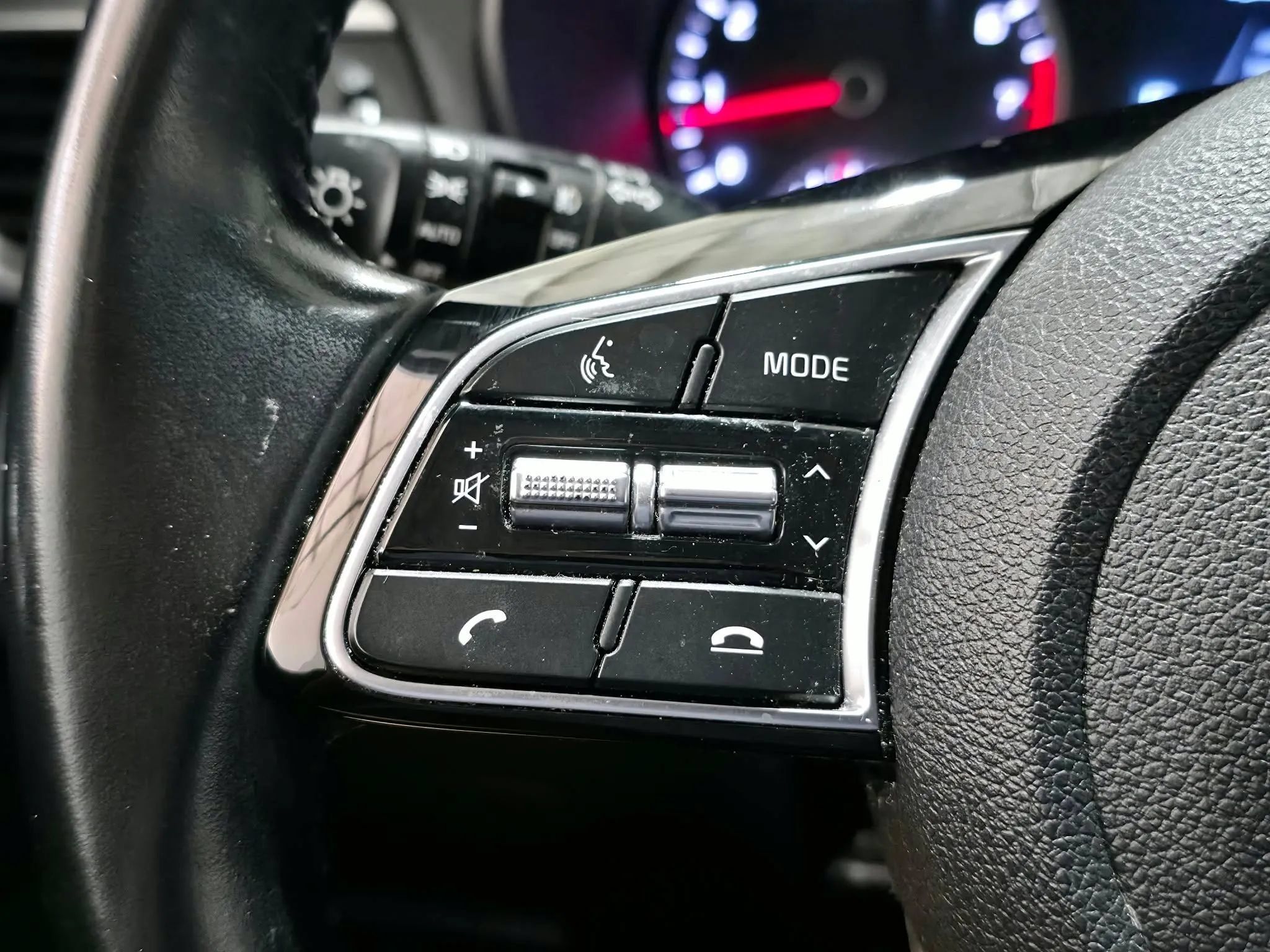 Used 2019 Kia Optima EX FWD image 17
