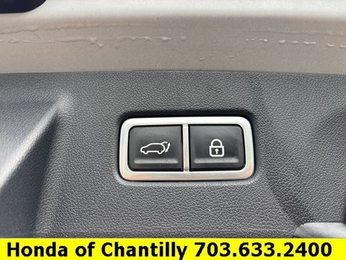 Used 2023 Kia Sorento SX AWD/4WD image 30