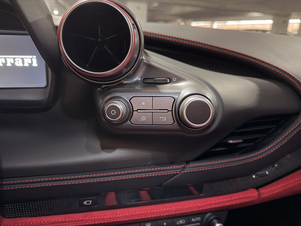 Used 2020 Ferrari F8 Tributo RWD image 35