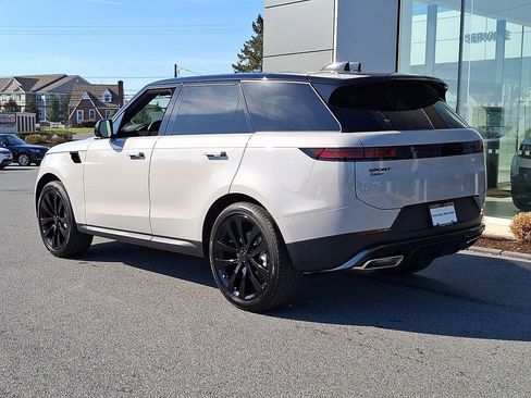 New 2026 Land Rover Range Rover Sport SE AWD/4WD image 4