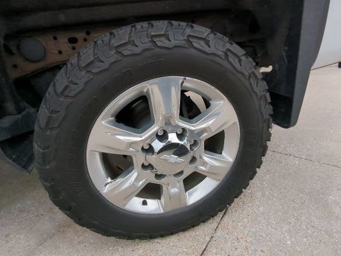 Used 2019 Chevrolet Silverado 2500 LTZ w/ Duramax Plus Package AWD/4WD image 21