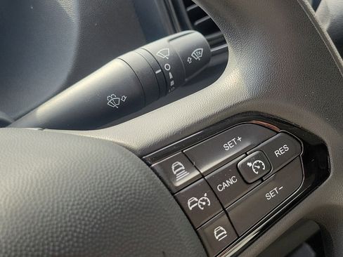 Used 2025 RAM ProMaster 2500 w/ Convenience Group image 12