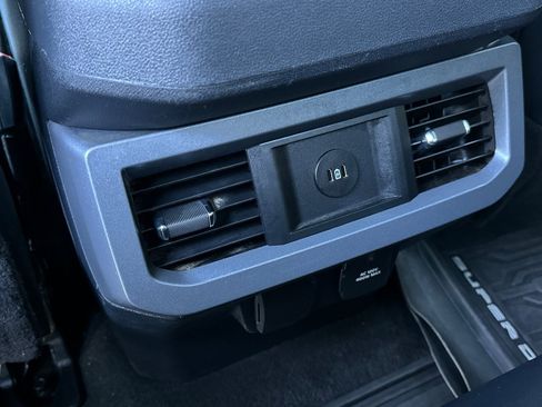 Used 2024 Ford F250 Lariat w/ Sport Appearance Package image 40