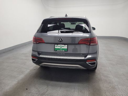 Used 2022 Volkswagen Taos SE image 7