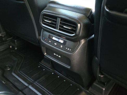 Certified 2025 Honda Pilot EX-L image 13