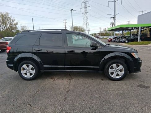 Used 2018 Dodge Journey SE FWD image 4