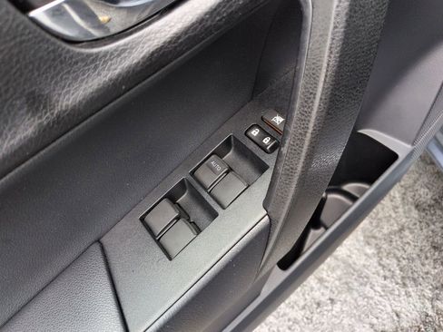 Used 2019 Toyota Corolla SE FWD image 11