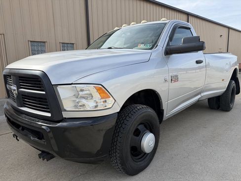 Used 2012 RAM 3500 ST w/ Max Tow Pkg image 1