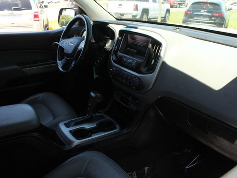 Used 2015 Chevrolet Colorado LT w/ Luxury Package RWD image 20