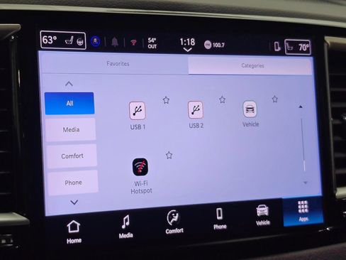 Used 2025 Chrysler Pacifica Select image 51