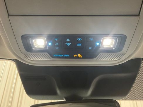 Used 2025 Ford Expedition Max Active AWD/4WD image 25