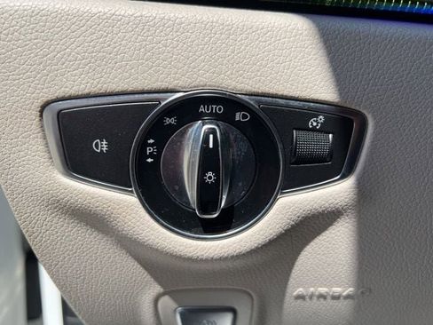 Used 2018 Mercedes-Benz E 300 4MATIC image 21
